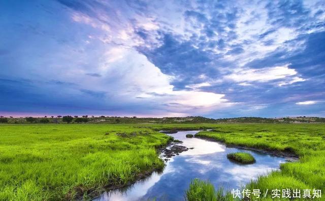 内蒙古最著名的大草原，这里河流蜿蜒牛羊成群，蓝天碧草一望无际