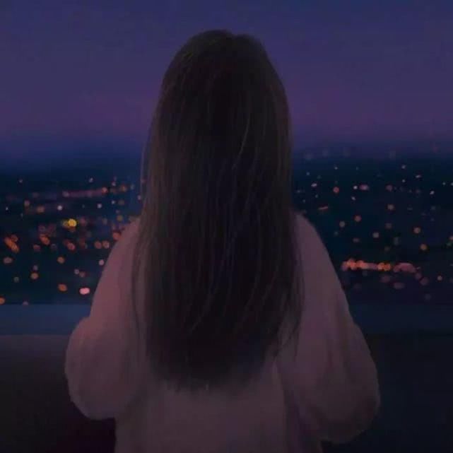 『体验』女生穿超短裙出门是什么体验