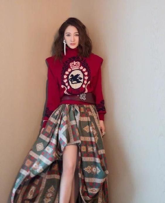  女人：这些“冻龄”女人，不是装嫩是真嫩，又美又精致