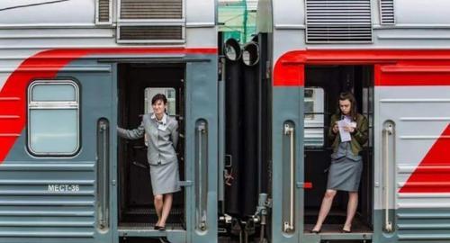 国内最霸气火车，一张票五千六，只在北京卖，网上和火车站都不卖