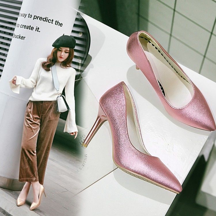 7080没双高跟怎么撑场子，女人应当，我已奔三依旧高跟似女王