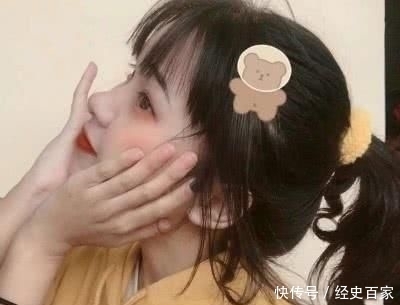 脸上|女孩脸上有这“3标志”,别再“披头散发”了,头发扎起来秒变校花