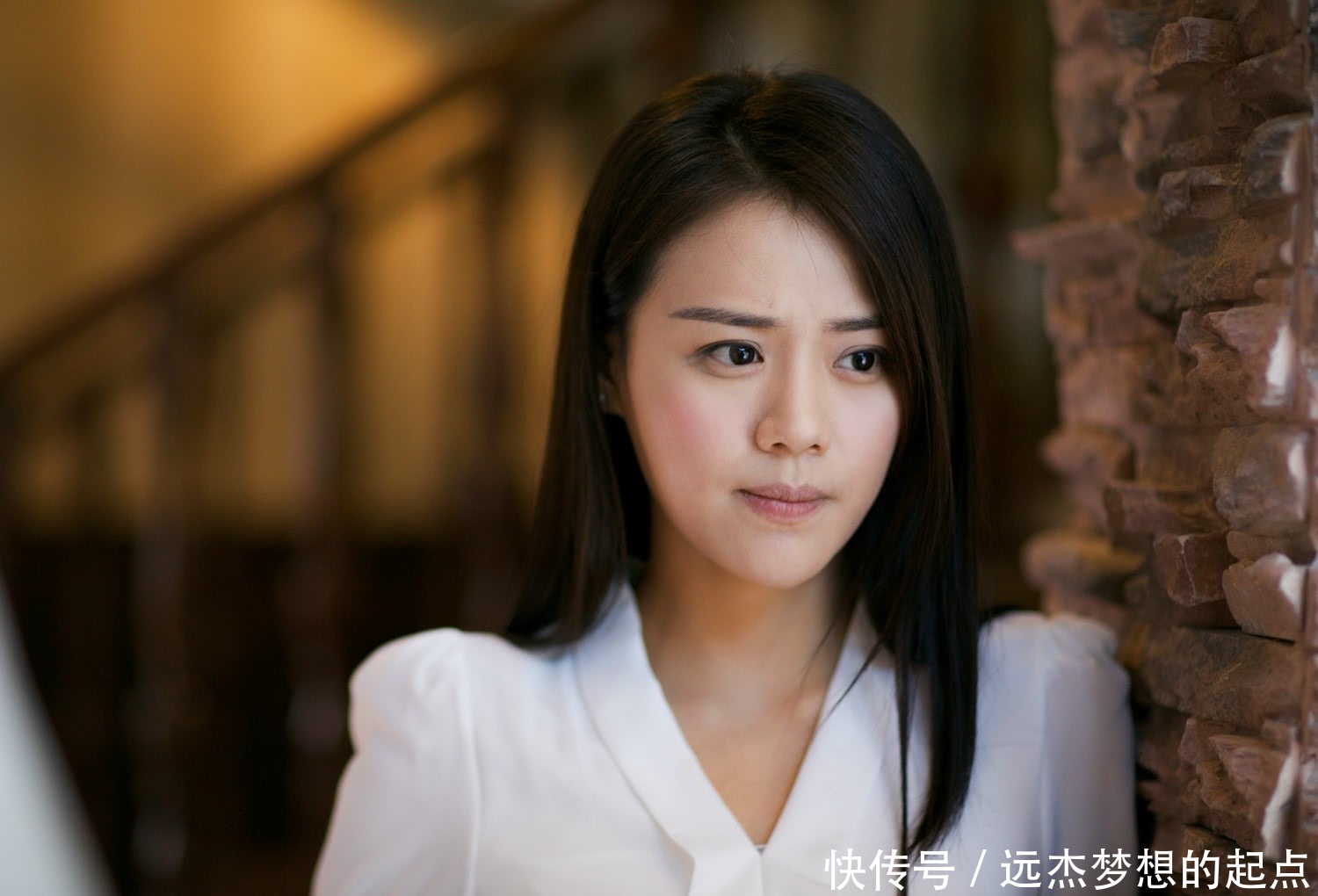 娱乐圈的情侣分了四对了，马思纯分手后首发博，一句话扎心了