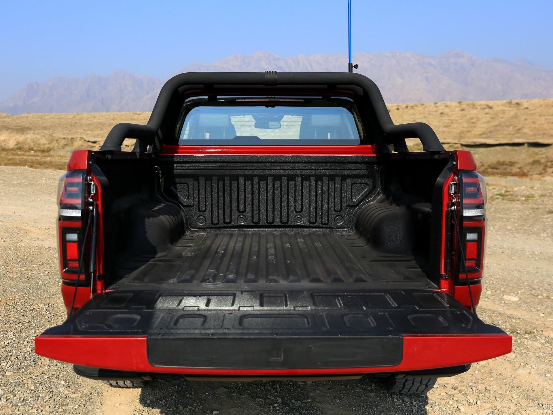  [强悍]三把差速锁/越野能力强悍 长城炮越野版4月上市