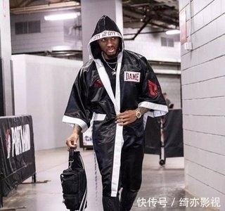 会选择:球员入场造型有多奇葩!施罗德一身粉辣眼睛,一人把泡面桶当帽子