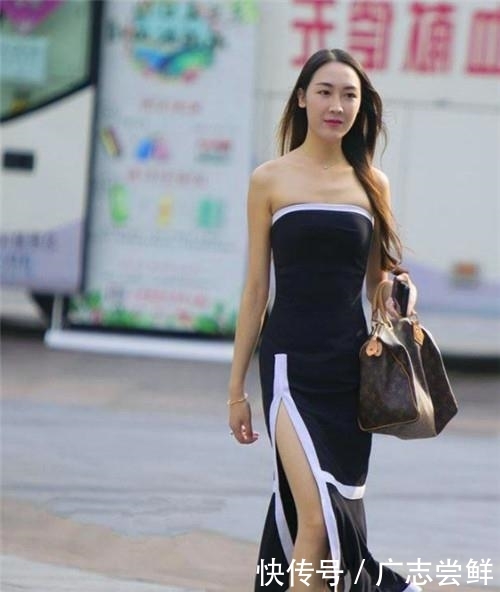  小姐姐■街拍：身材圆润的小姐姐，大长腿十分亮眼，让人难忘