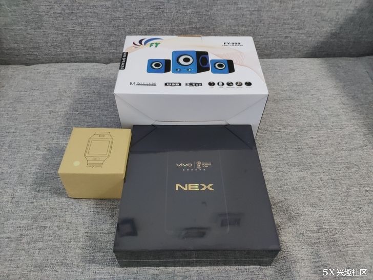 第一台蓝厂手机VIVO NEX上手开箱