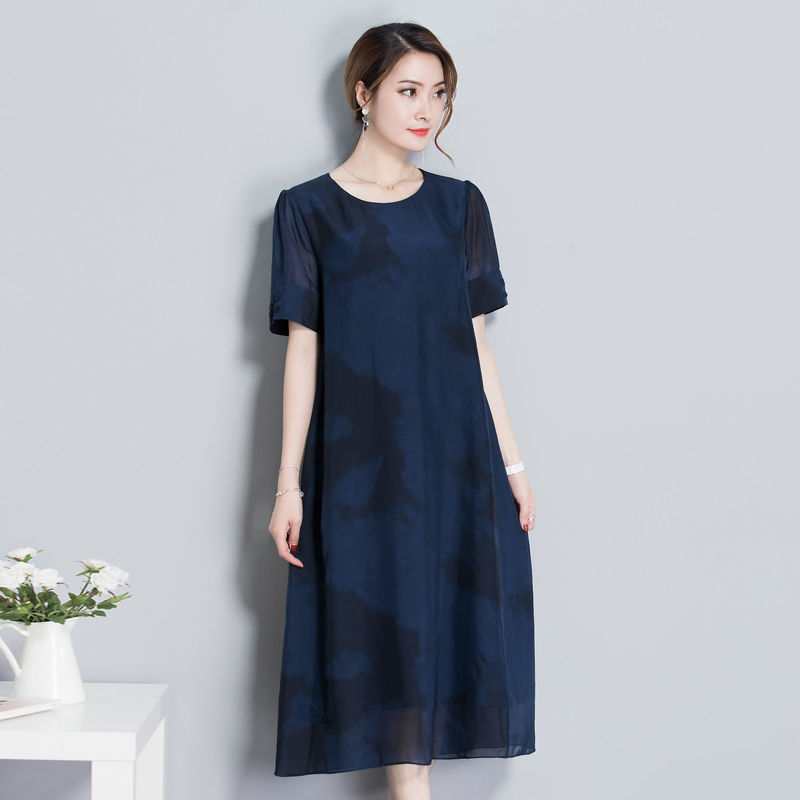 新款秋装特洋气!48岁妈妈已剁手4件，配高跟鞋，洋气到飞起