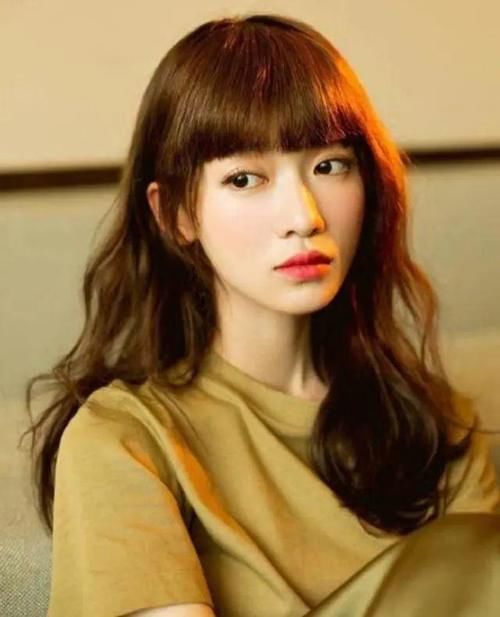 「女人」女人40岁以后，这些发型建议别留，太显老了！