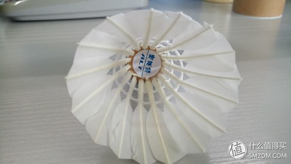 两款低价羽毛球的详细对比!