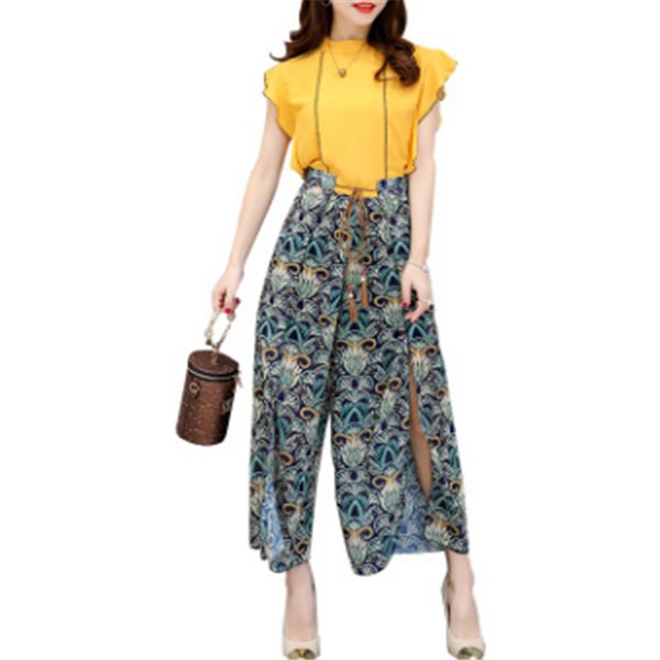 比丝袜好看百倍的显瘦裙，立秋后就流行这么穿，你别傻傻不知道