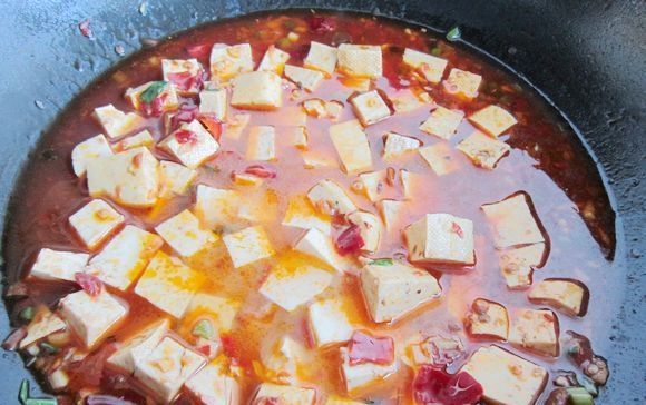  「很美」它是天然“黄体酮”，隔三差五吃一次，皮肤紧致，素颜都很美