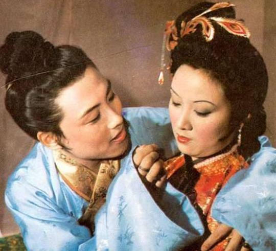 《红楼梦》里贾赦的神来之笔: 把自己的丫鬟赏给儿子当妾