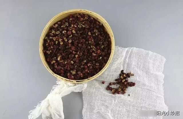  实用：天气转热,大米和面粉不生虫的储存法!很实用