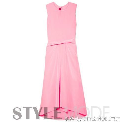 入秋的N套时髦穿搭，颜值最高还是粉色skr人！