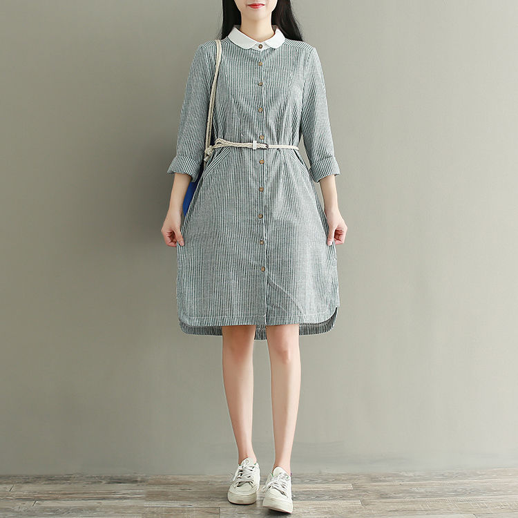 老公的眼光真好,给我新买的连衣裙,没想到这么漂亮,让人心动