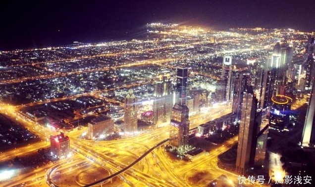 去迪拜旅行时,街上遇到这种女人最好绕着走,千万不要去搭讪