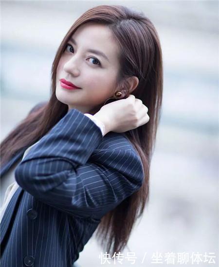  『直发』脸上有这3个“特点”的人，放弃卷发更好看，换成直发减龄还气质