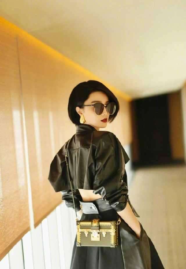 女星爱上“中毒妆”，杨幂毁形象，赵丽颖简直就是时尚灾难！