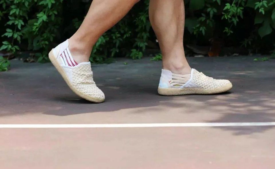 徒步沙漠99公里无恙?我许你一步一莲花，心静自然凉