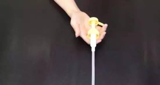#厉害#用了这么多年的洗洁精才知道,原来瓶上的“压嘴”还有这样的妙用,厉害