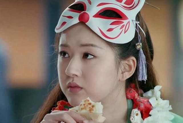 「这部」认出了“覃川”, 却没认出肖战, 当年这部剧真是卧虎藏龙