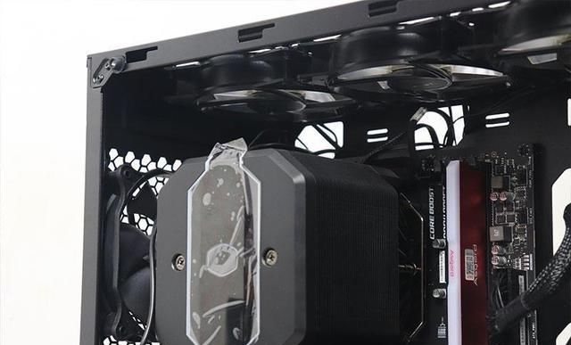  『散热器』风冷胜水冷，双塔6管压制，酷冷至尊MA620M黑武士RGB散热器体验