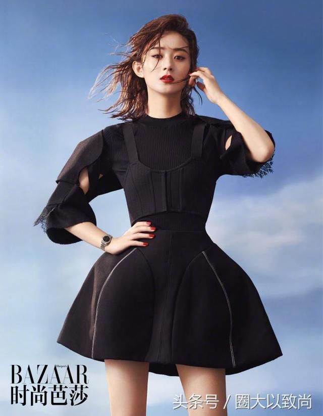 赵丽颖时尚大片，穿肉色短裙似美人鱼，网友：小长腿也足够惊艳！