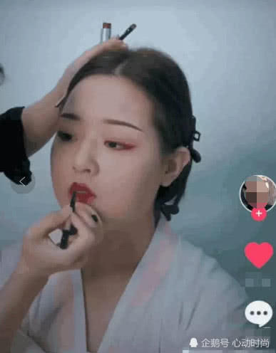 抖音网红仿妆杨贵妃，美得跟画里走出来一样！这技术堪比整容！
