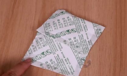 『妙用』没想到被扔掉的干燥剂还是个宝,还有这样的妙用,可惜以前都扔了