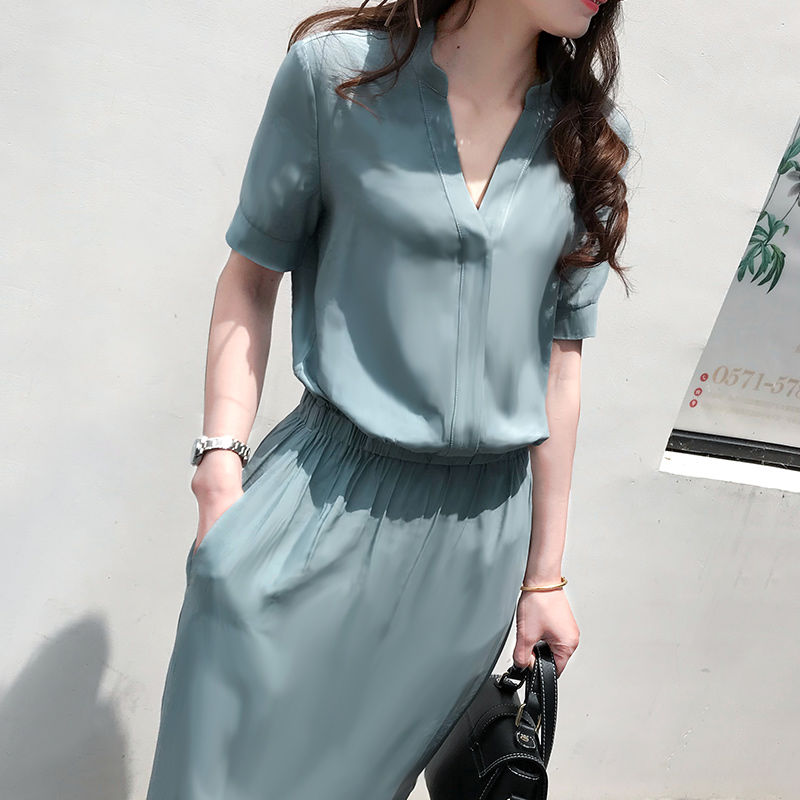 有一种裙子:叫“木耳裙”，上身显嫩显白显瘦，配上高跟鞋太美了