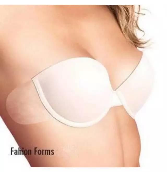 一字肩，吊带，透视装等露背露肩的衣服搭什么内衣?