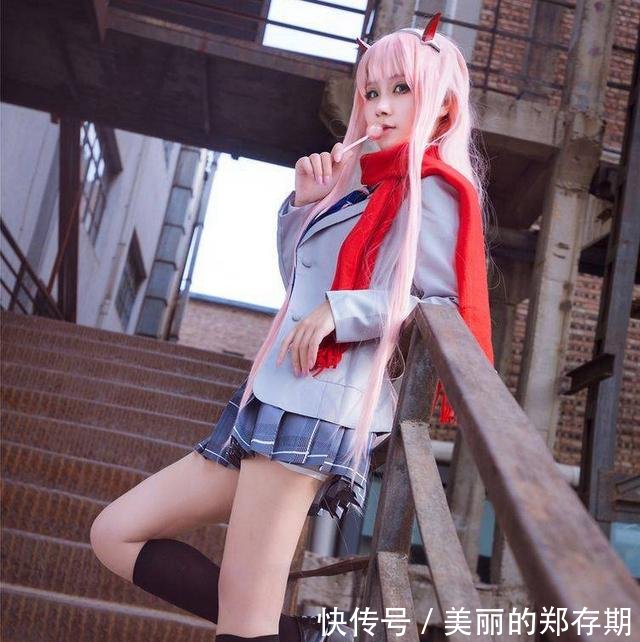 汐兔子绝对领域黑丝美腿Cosplay