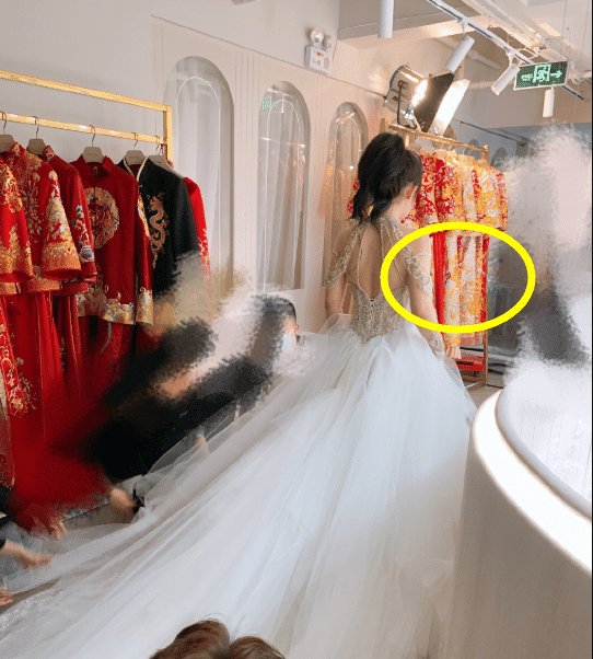  【婚纱照】赖美云这是手滑了? 婚纱照没p就直接发出, 手臂粗细让人意外