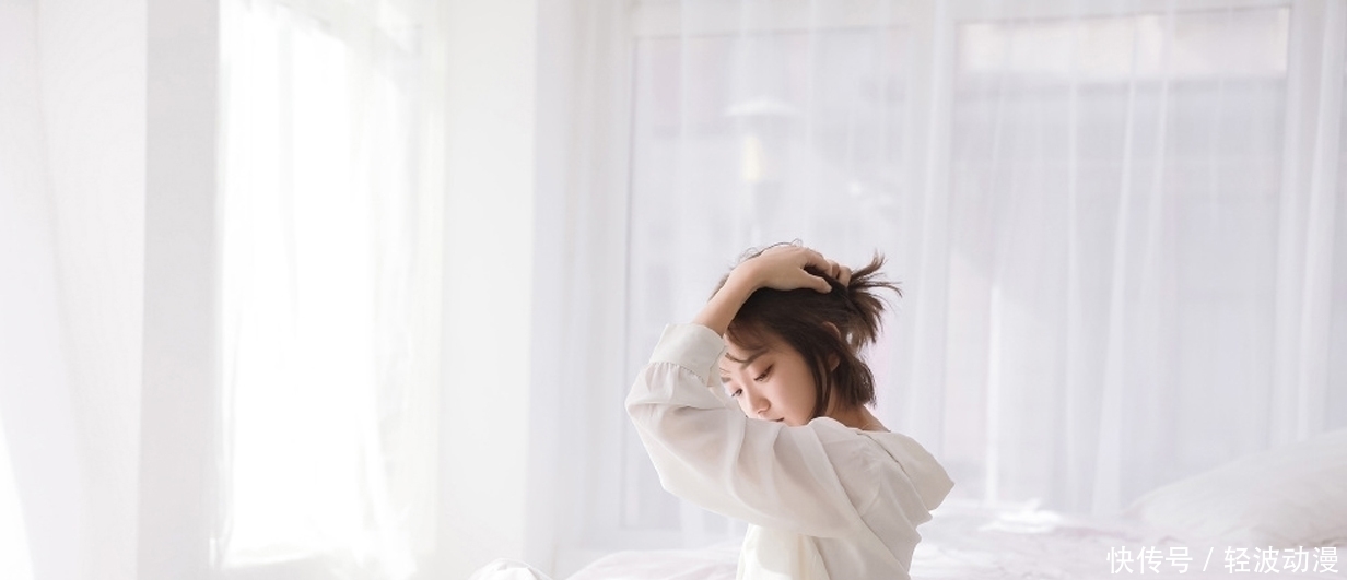 『写真』白嫩美女性感慵懒迷人居家私房写真