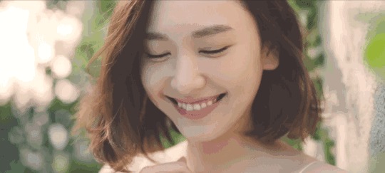 这款发型郑爽娜扎都爱，不挑脸型还美翻天！