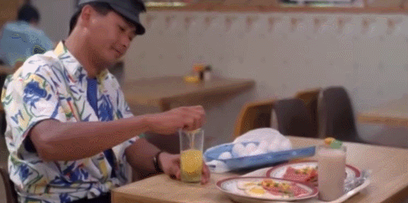 看过杨颖和杨紫的假吃，再看发哥生吞12个鸡蛋，就知道什么是敬业