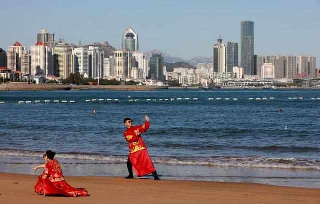 秋日海滨，别样浪漫