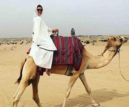 被誉为维密台柱,还是巴西第一美人,模特“失业”后成旅行狂人?