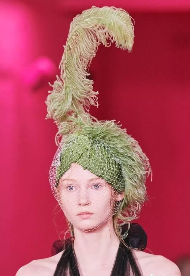 「国际时装」2020春夏高定——Maison Margiela 舞会后的宿醉