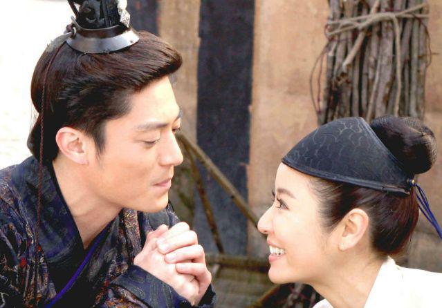 曾经一度传言他们结婚是女方逼婚,如今两个人七夕晒亲密照