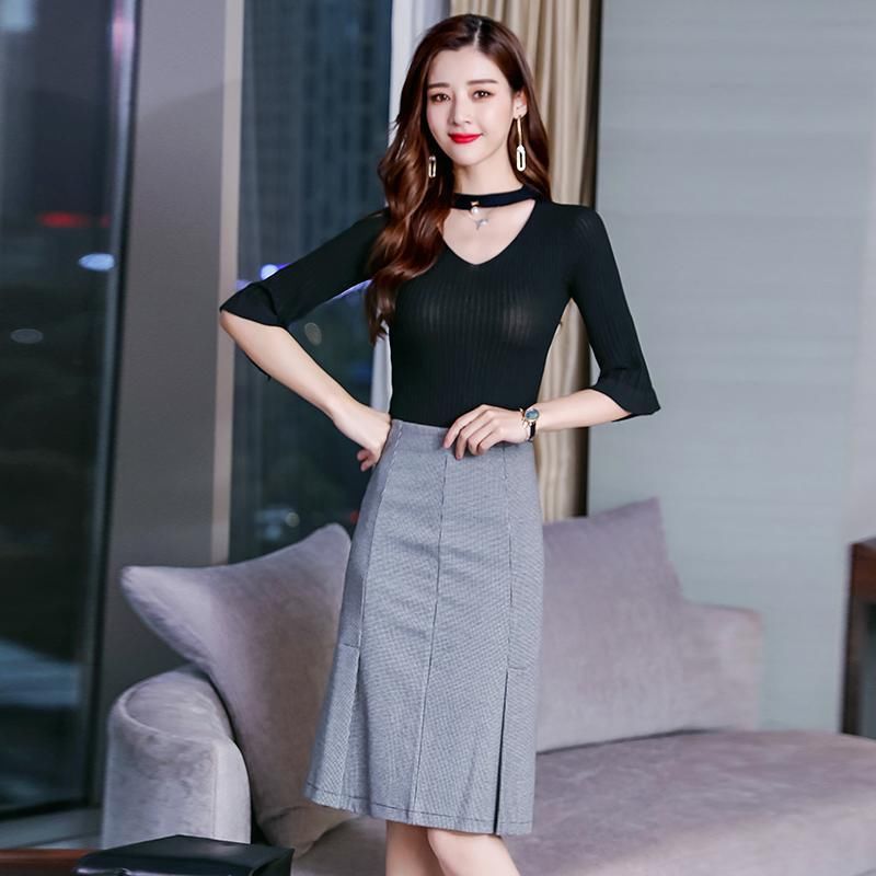 女人过了41岁别穿太土!不妨试试刚上新的秋套装，洋气显年轻