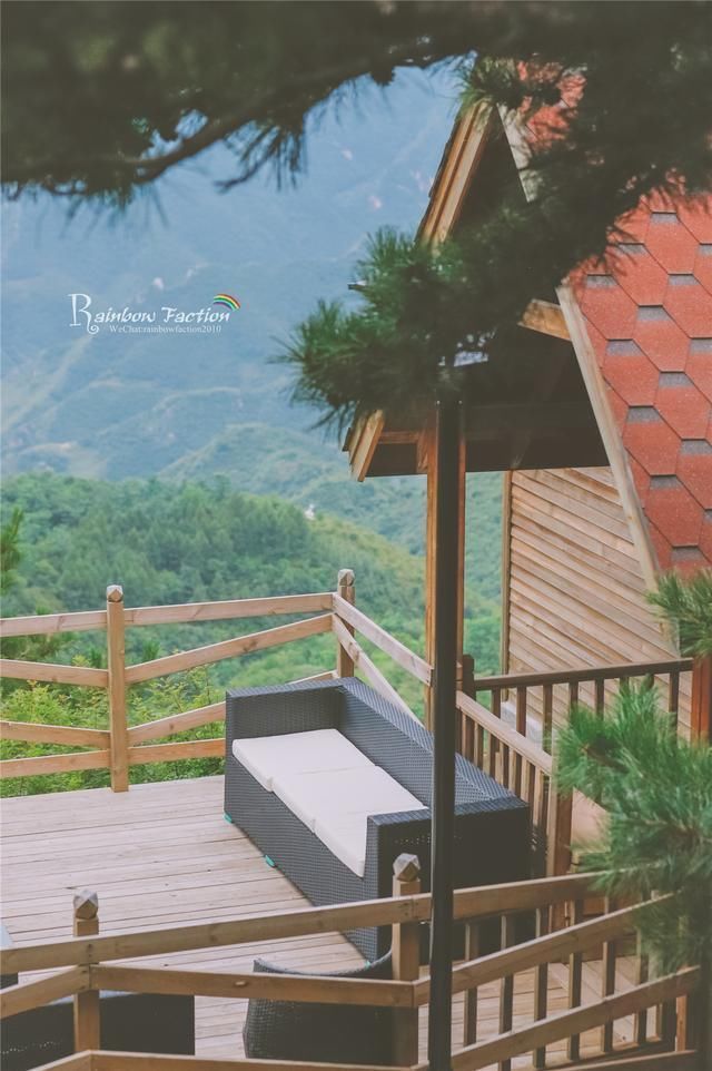 群山之巅寻一处森林乡居，京郊房山赏秋胜地推荐