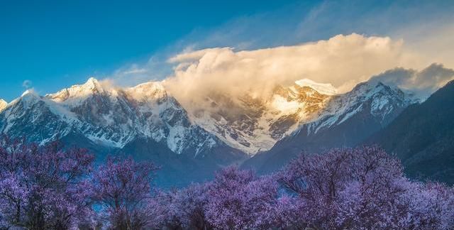 中国最美峰！一山四种景色！独占鳌头几千年，她到底凭什么？