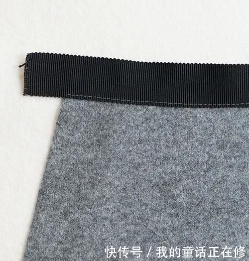 『精致』缝制一条精致的羊毛包裙,一个简单的细节瞬间提升质感,经典复古