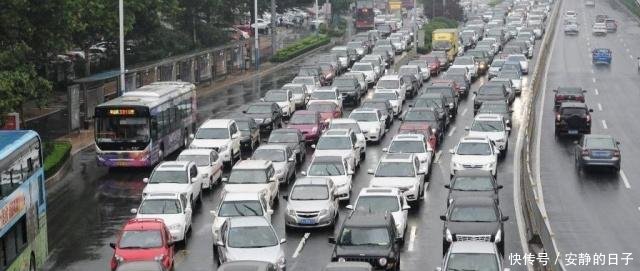 比北京更堵的地方,无奈建造世界最宽公路,却依然不起作用