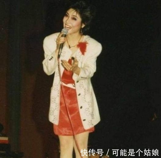  #去世#军人家庭出身，24岁一炮而红，47岁父母丈夫相继去世，今仍旧单身