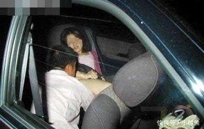 被主持人怒怼的交通局局长现已停职，老百姓回家为什么不打出租车