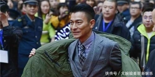『风靡』曾风靡百年的军大衣,为何后来渐渐消失了?抗美援朝的教训不能忘