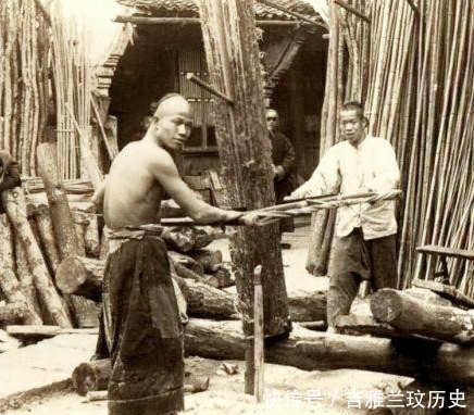 『老照片』罕见晚清老照片, 浓妆艳抹的歌妓, 图5被流放的犯人!